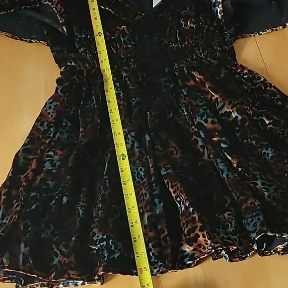 By Anthropologie Short-Sleeve Velvet Mini Dress - Picture 11 of 12